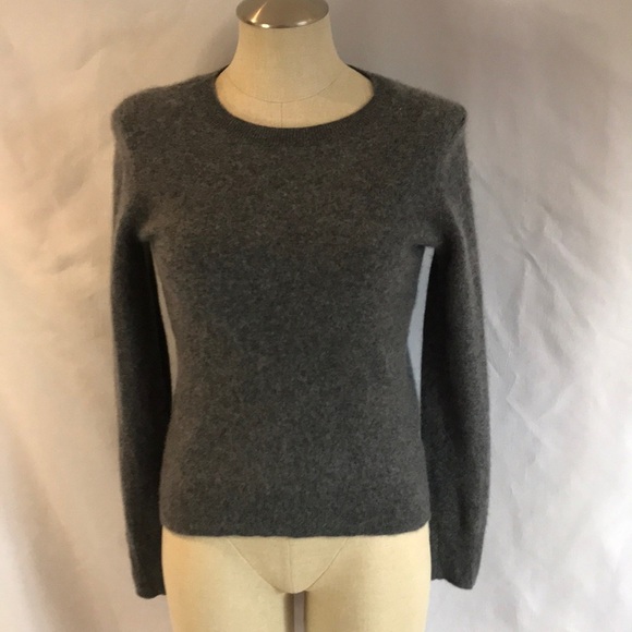Nordstrom gray crew neck 100% Cashmere pull over sweater size M Old money luxury - Picture 1 of 11